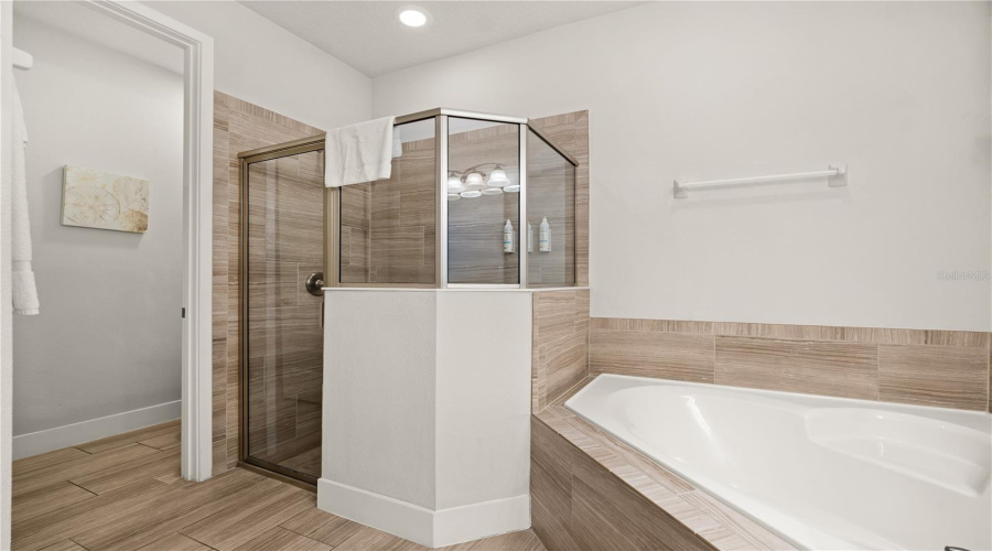 Reunion, Florida 34747, 6 Bedroom Bedrooms, ,5 Bathroombathrooms,Residential,For Sale,Castle Pines,0,Mfro6447193