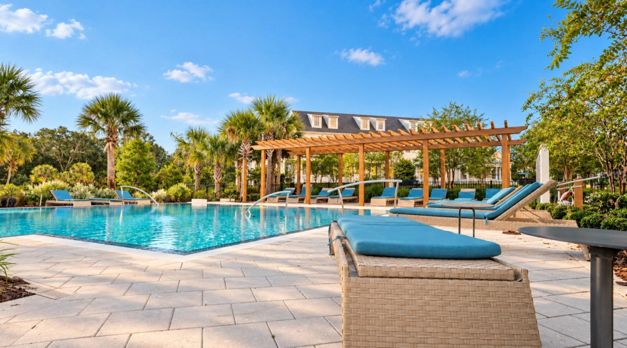 Celebration, Florida 34747, 3 Bedroom Bedrooms, ,3 Bathroombathrooms,Residential,For Sale,Longview,0,Mfrs5158788
