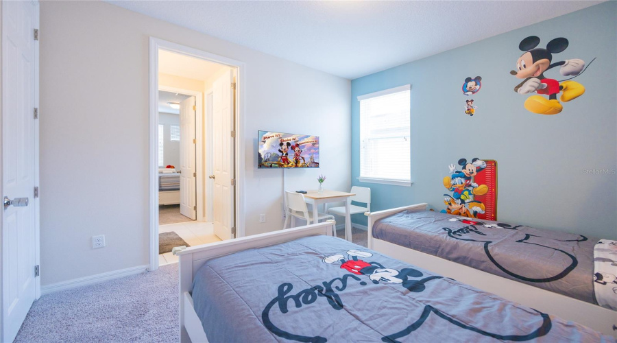 Kissimmee, Florida 34747, 6 Bedroom Bedrooms, ,4 Bathroombathrooms,Residential,For Sale,Sandy Park,0,Mfro6447156