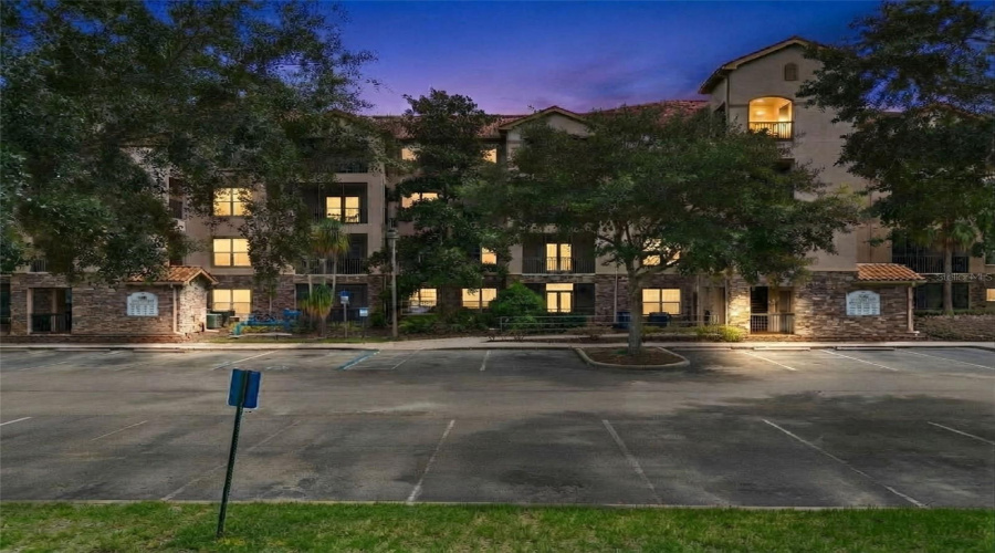 Davenport, Florida 33896, 3 Bedroom Bedrooms, ,2 Bathroombathrooms,Residential,For Sale,Tuscan,0,Mfro6447164