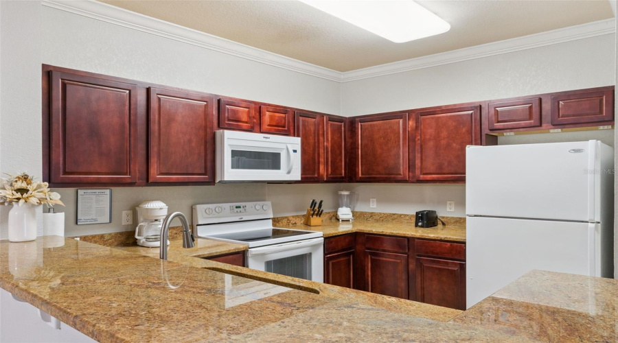 Davenport, Florida 33896, 3 Bedroom Bedrooms, ,2 Bathroombathrooms,Residential,For Sale,Tuscan,0,Mfro6447164