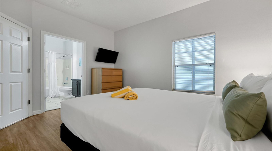 Kissimmee, Florida 34747, 4 Bedroom Bedrooms, ,3 Bathroombathrooms,Residential,For Sale,Yellow Lantana,0,Mfro6447012