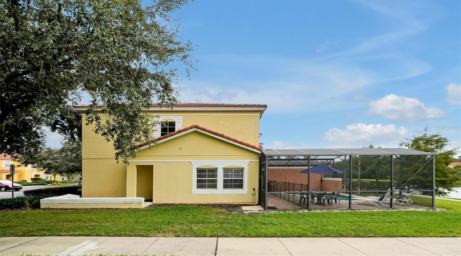 Kissimmee, Florida 34747, 4 Bedroom Bedrooms, ,3 Bathroombathrooms,Residential,For Sale,Yellow Lantana,0,Mfro6447012