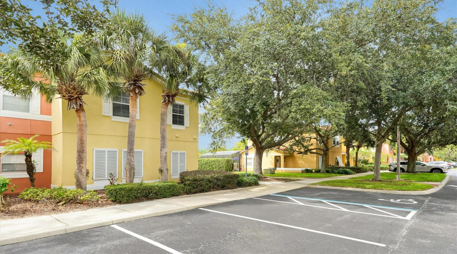 Kissimmee, Florida 34747, 4 Bedroom Bedrooms, ,3 Bathroombathrooms,Residential,For Sale,Yellow Lantana,0,Mfro6447012