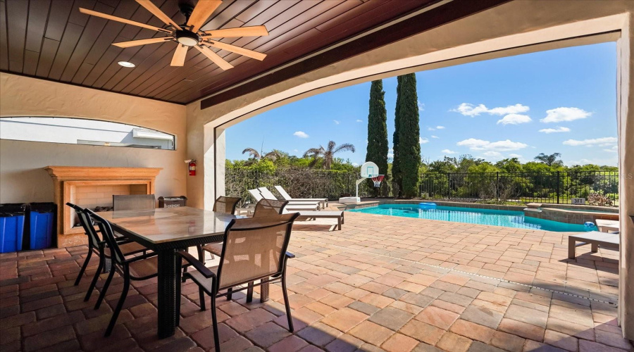 Kissimmee, Florida 34747, 5 Bedroom Bedrooms, ,4 Bathroombathrooms,Residential,For Sale,Castle Pines,0,Mfro6445963