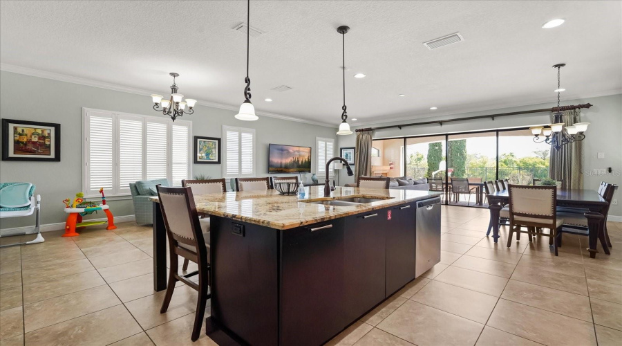Kissimmee, Florida 34747, 5 Bedroom Bedrooms, ,4 Bathroombathrooms,Residential,For Sale,Castle Pines,0,Mfro6445963