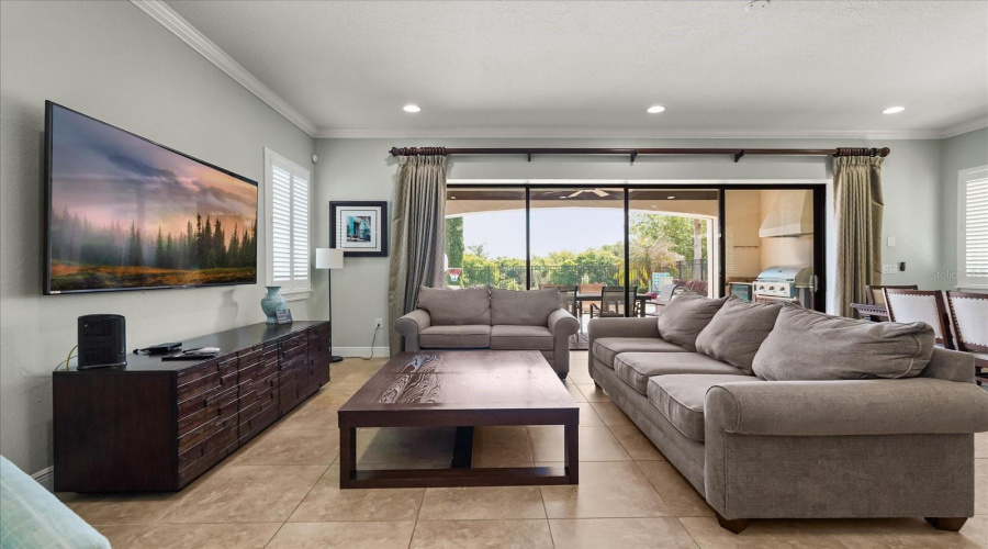 Kissimmee, Florida 34747, 5 Bedroom Bedrooms, ,4 Bathroombathrooms,Residential,For Sale,Castle Pines,0,Mfro6445963