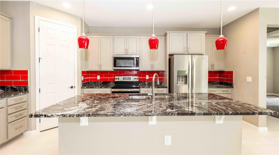 Davenport, Florida 33896, 3 Bedroom Bedrooms, ,2 Bathroombathrooms,Residential,For Sale,Suffolk,0,Mfro6447068