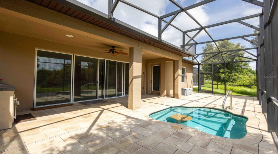 Davenport, Florida 33896, 3 Bedroom Bedrooms, ,2 Bathroombathrooms,Residential,For Sale,Suffolk,0,Mfro6447068