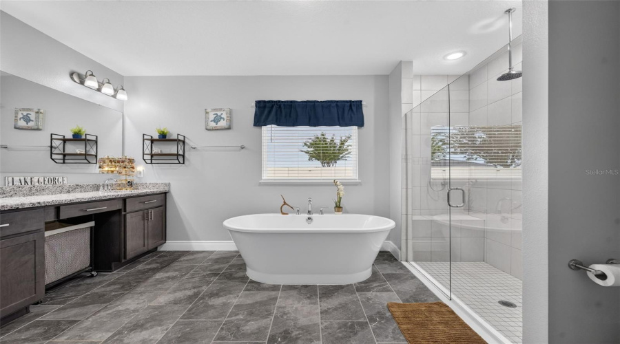 Davenport, Florida 33837, 3 Bedroom Bedrooms, ,2 Bathroombathrooms,Residential,For Sale,Taft,0,Mfro6447284