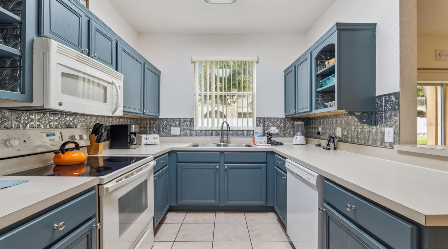 Davenport, Florida 33897, 4 Bedroom Bedrooms, ,3 Bathroombathrooms,Residential,For Sale,Verona,0,Mfro6447174