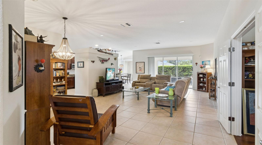 Davenport, Florida 33837, 2 Bedroom Bedrooms, ,2 Bathroombathrooms,Residential,For Sale,Arena,0,Mfro6446005