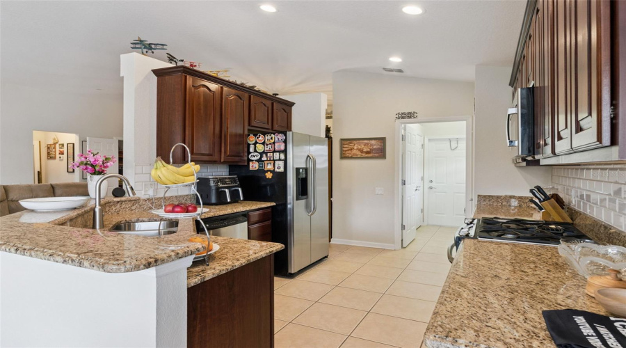 Davenport, Florida 33837, 2 Bedroom Bedrooms, ,2 Bathroombathrooms,Residential,For Sale,Arena,0,Mfro6446005