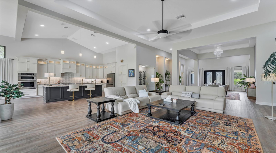 Kissimmee, Florida 34747, 4 Bedroom Bedrooms, ,3 Bathroombathrooms,Residential,For Sale,Happy,0,Mfro6396464