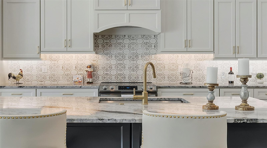 Kissimmee, Florida 34747, 4 Bedroom Bedrooms, ,3 Bathroombathrooms,Residential,For Sale,Happy,0,Mfro6396464