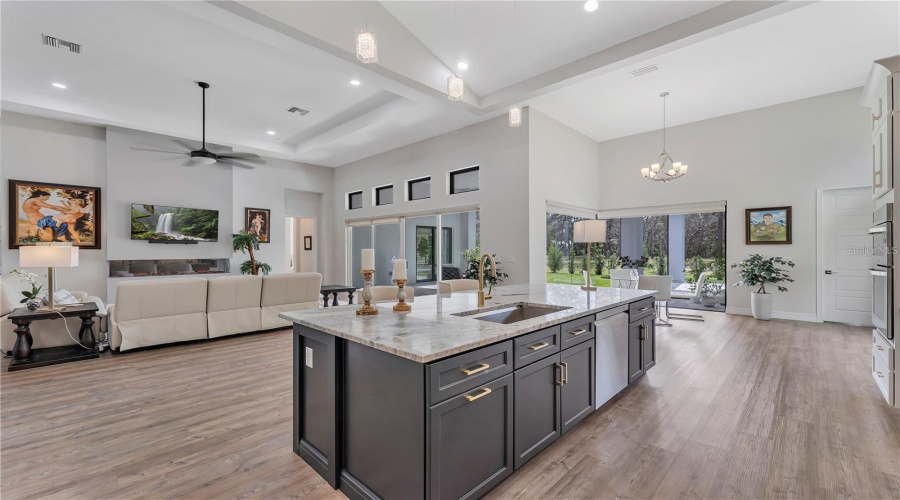 Kissimmee, Florida 34747, 4 Bedroom Bedrooms, ,3 Bathroombathrooms,Residential,For Sale,Happy,0,Mfro6396464