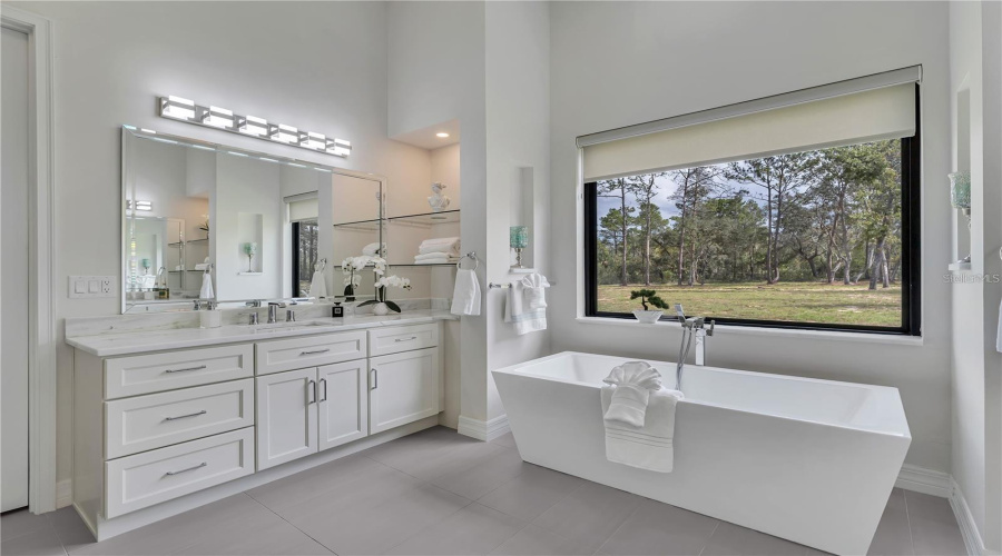 Kissimmee, Florida 34747, 4 Bedroom Bedrooms, ,3 Bathroombathrooms,Residential,For Sale,Happy,0,Mfro6396464