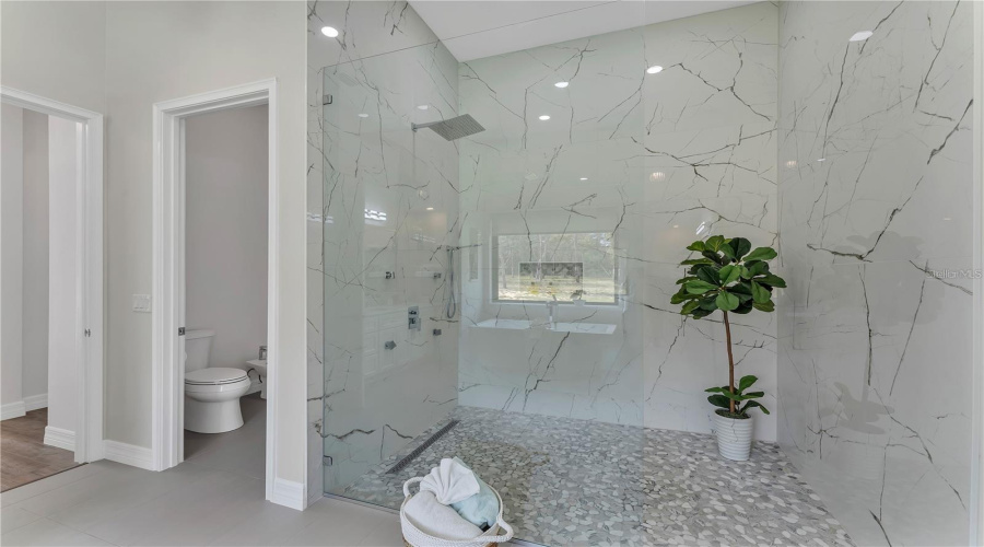 Kissimmee, Florida 34747, 4 Bedroom Bedrooms, ,3 Bathroombathrooms,Residential,For Sale,Happy,0,Mfro6396464