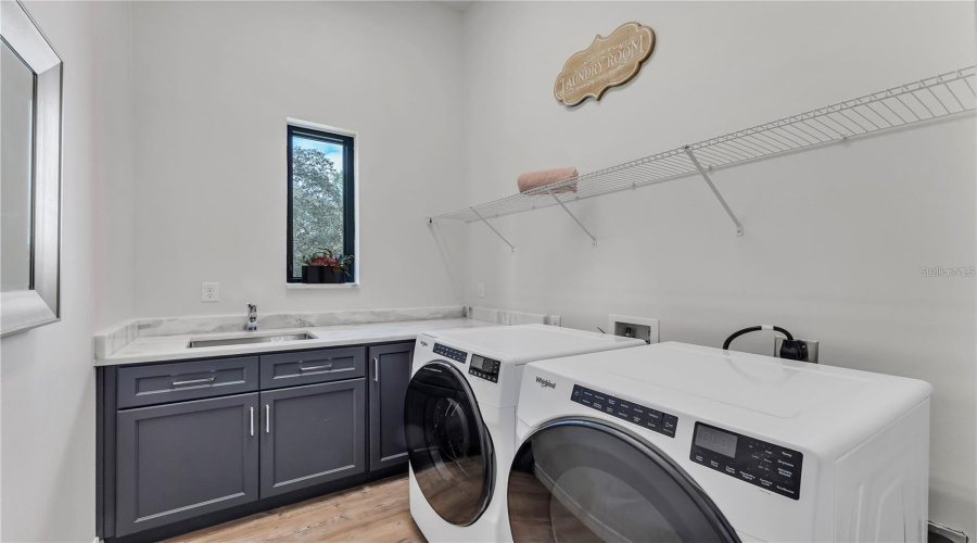 Kissimmee, Florida 34747, 4 Bedroom Bedrooms, ,3 Bathroombathrooms,Residential,For Sale,Happy,0,Mfro6396464