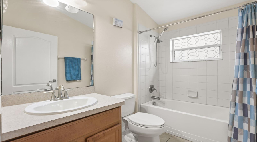 Davenport, Florida 33837, 4 Bedroom Bedrooms, ,2 Bathroombathrooms,Residential,For Sale,Brookeshire,0,Mfrs5158698