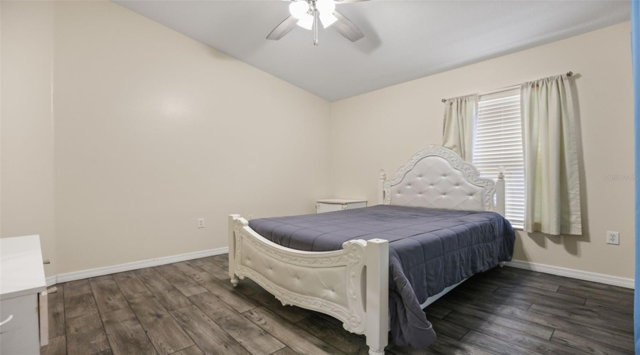 Davenport, Florida 33837, 4 Bedroom Bedrooms, ,2 Bathroombathrooms,Residential,For Sale,Brookeshire,0,Mfrs5158698