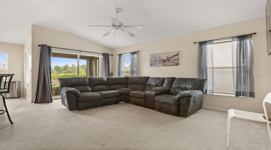 Davenport, Florida 33837, 4 Bedroom Bedrooms, ,2 Bathroombathrooms,Residential,For Sale,Brookeshire,0,Mfrs5158698