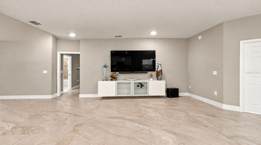 Davenport, Florida 33837, 4 Bedroom Bedrooms, ,2 Bathroombathrooms,Residential,For Sale,Orchid,0,Mfrtb8554723