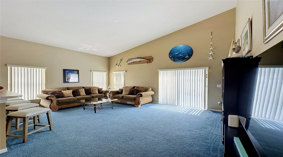 Davenport, Florida 33897, 4 Bedroom Bedrooms, ,3 Bathroombathrooms,Residential,For Sale,Castlemain,0,Mfrs5151553
