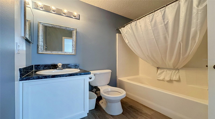 Davenport, Florida 33897, 4 Bedroom Bedrooms, ,3 Bathroombathrooms,Residential,For Sale,Castlemain,0,Mfrs5151553