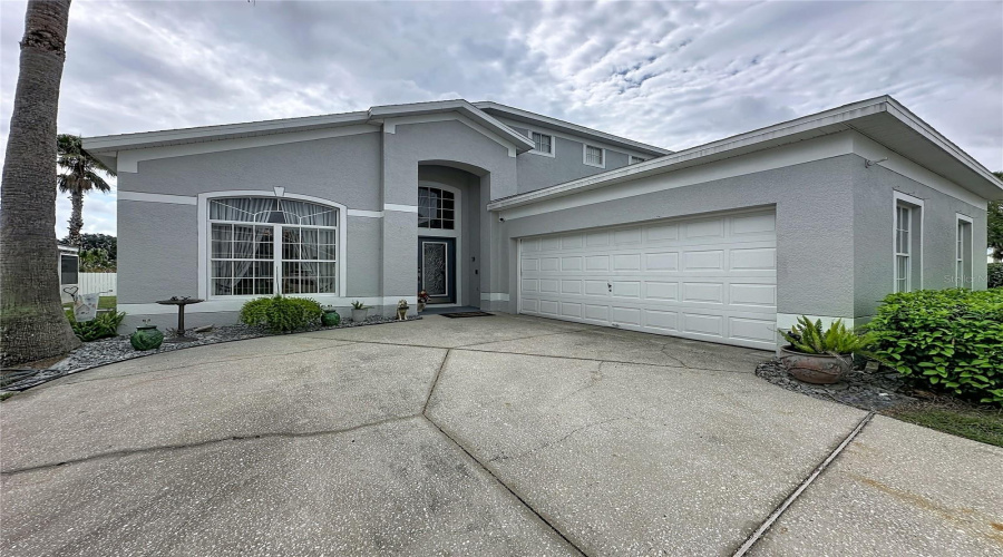 Davenport, Florida 33897, 4 Bedroom Bedrooms, ,3 Bathroombathrooms,Residential,For Sale,Castlemain,0,Mfrs5151553