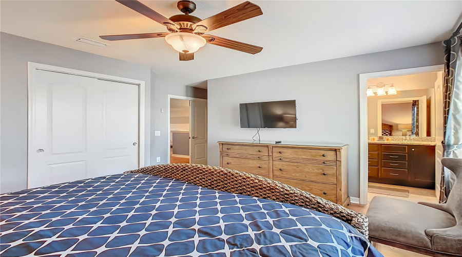 Kissimmee, Florida 34747, 8 Bedroom Bedrooms, ,6 Bathroombathrooms,Residential,For Sale,Tripoli,0,Mfro6447088