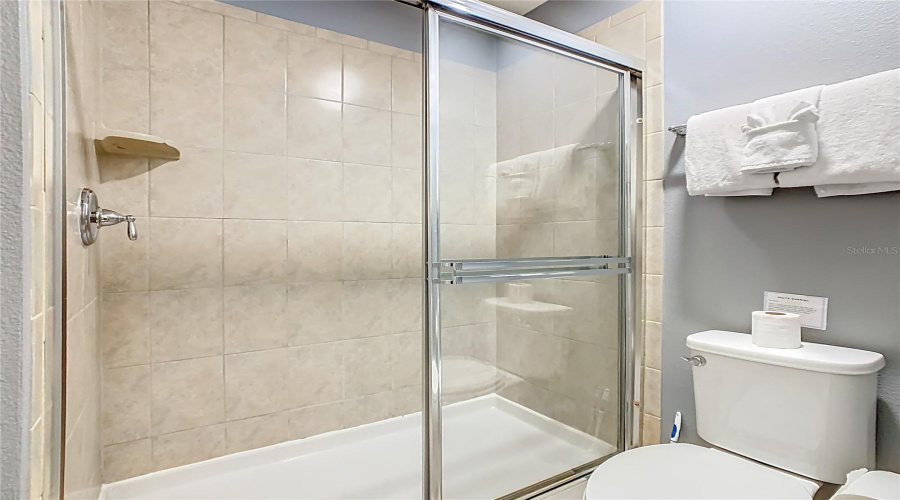 Kissimmee, Florida 34747, 8 Bedroom Bedrooms, ,6 Bathroombathrooms,Residential,For Sale,Tripoli,0,Mfro6447088