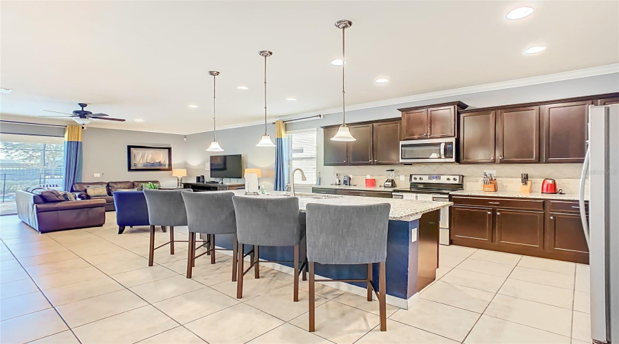 Kissimmee, Florida 34747, 8 Bedroom Bedrooms, ,6 Bathroombathrooms,Residential,For Sale,Tripoli,0,Mfro6447088