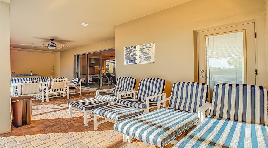 Kissimmee, Florida 34747, 8 Bedroom Bedrooms, ,6 Bathroombathrooms,Residential,For Sale,Tripoli,0,Mfro6447088