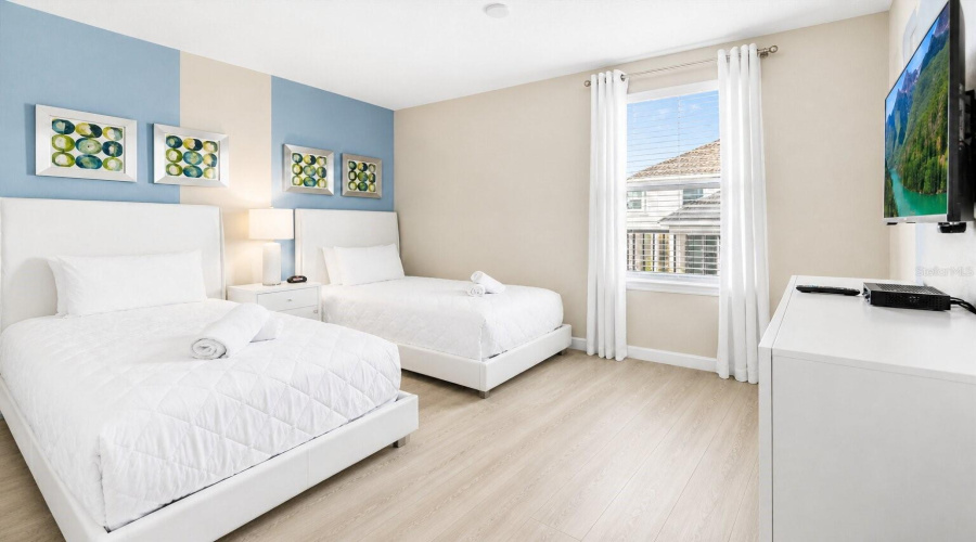 Davenport, Florida 33896, 6 Bedroom Bedrooms, ,5 Bathroombathrooms,Residential,For Sale,Flange,0,Mfro6447330