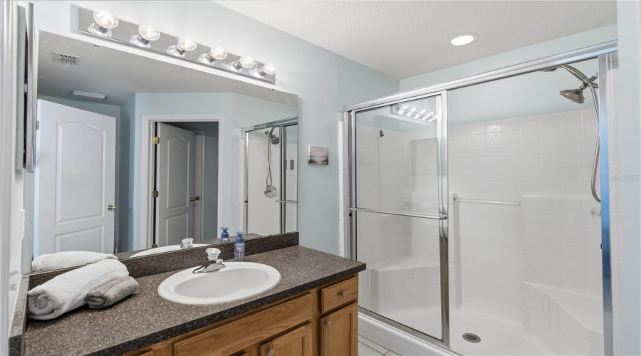 Davenport, Florida 33896, 4 Bedroom Bedrooms, ,3 Bathroombathrooms,Residential,For Sale,Scrub Jay,0,Mfro6443658