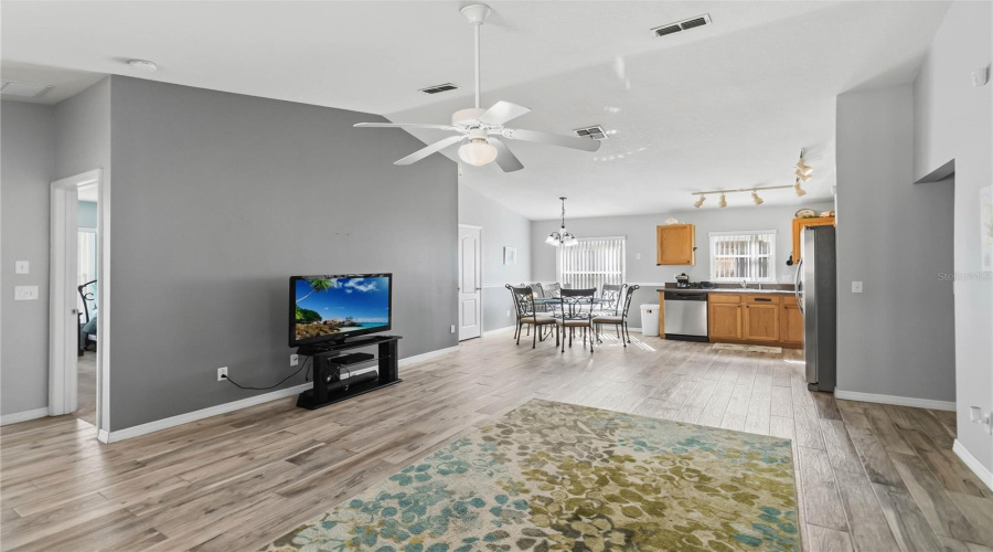 Davenport, Florida 33896, 4 Bedroom Bedrooms, ,3 Bathroombathrooms,Residential,For Sale,Scrub Jay,0,Mfro6443658