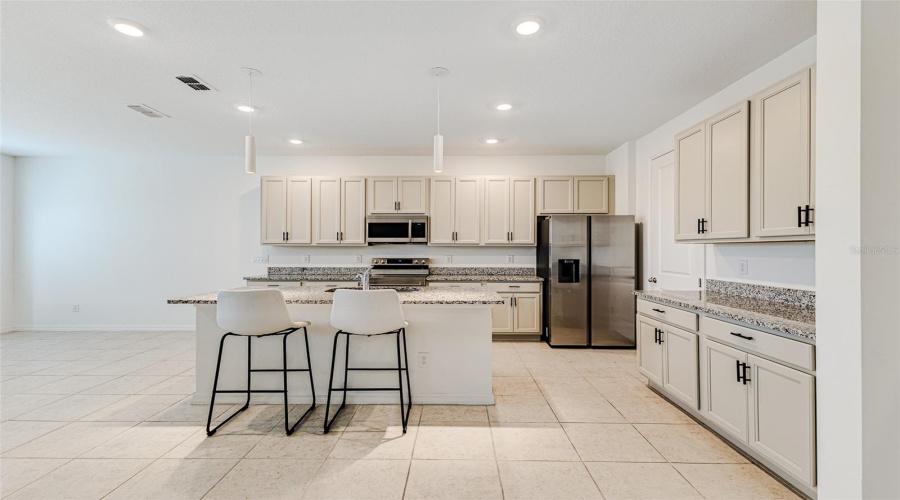 Davenport, Florida 33896, 3 Bedroom Bedrooms, ,2 Bathroombathrooms,Residential,For Sale,Sanibel,0,Mfrl4965560