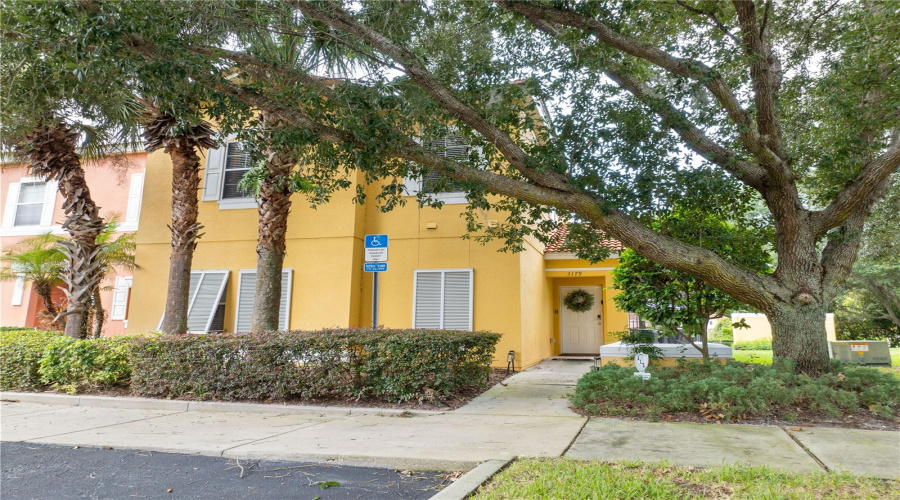 Kissimmee, Florida 34747, 4 Bedroom Bedrooms, ,3 Bathroombathrooms,Residential,For Sale,Yellow Lantana,0,Mfrs5158712
