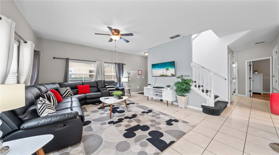 Kissimmee, Florida 34747, 4 Bedroom Bedrooms, ,3 Bathroombathrooms,Residential,For Sale,Yellow Lantana,0,Mfrs5158712