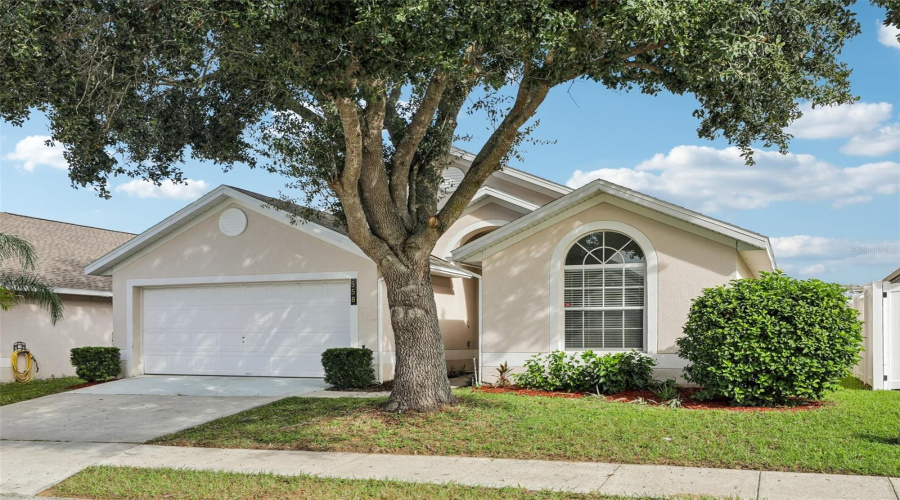Davenport, Florida 33897, 4 Bedroom Bedrooms, ,2 Bathroombathrooms,Residential,For Sale,Brayton,0,Mfrtb8555434