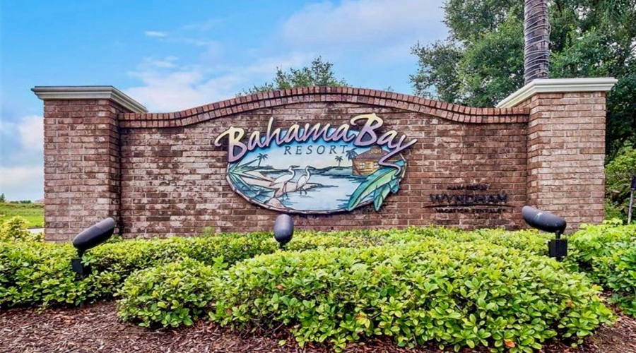 Davenport, Florida 33897, 3 Bedroom Bedrooms, ,2 Bathroombathrooms,Residential,For Sale,Rogues Retreat,0,Mfrs5158123
