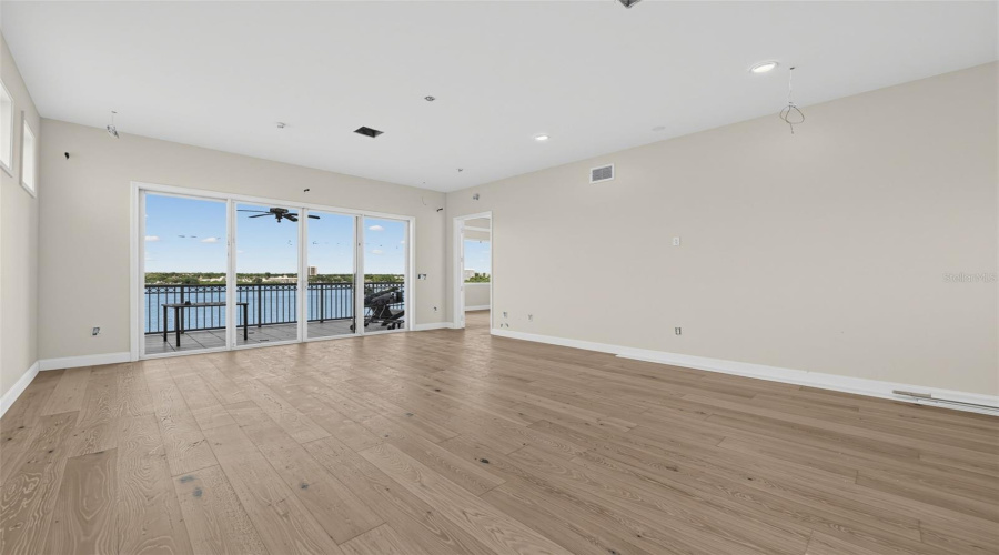 Orlando, Florida 32836, 3 Bedroom Bedrooms, ,2 Bathroombathrooms,Residential,For Sale,The Esplanade,0,Mfro6447712