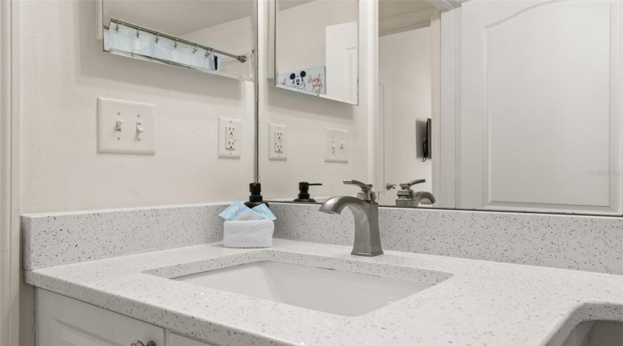 Davenport, Florida 33897, 3 Bedroom Bedrooms, ,2 Bathroombathrooms,Residential,For Sale,Brunello,0,Mfrs5158674