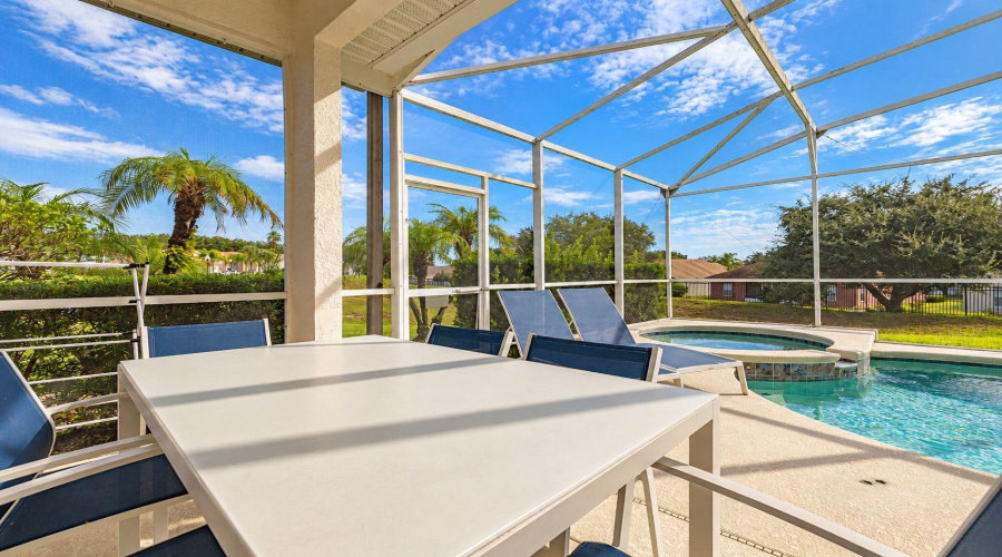 Davenport, Florida 33897, 3 Bedroom Bedrooms, ,2 Bathroombathrooms,Residential,For Sale,Brunello,0,Mfrs5158674