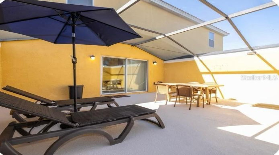 Kissimmee, Florida 34747, 2 Bedroom Bedrooms, ,2 Bathroombathrooms,Residential,For Sale,Yellow Lantana,0,Mfro6447611