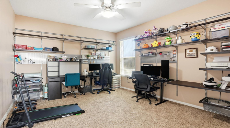 Davenport, Florida 33837, 3 Bedroom Bedrooms, ,2 Bathroombathrooms,Residential,For Sale,Lexington,0,Mfrs5158994
