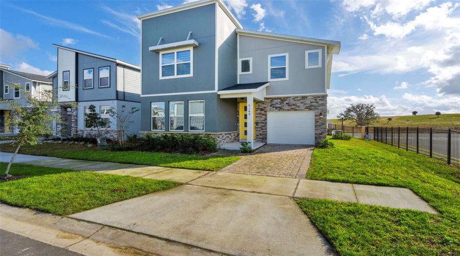Kissimmee, Florida 34747, 6 Bedroom Bedrooms, ,4 Bathroombathrooms,Residential,For Sale,Driftwood,0,Mfro6447695