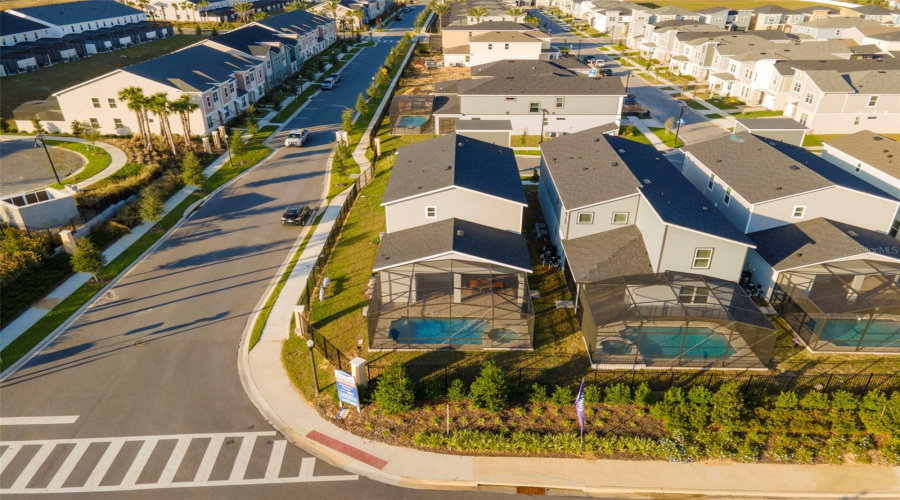 Kissimmee, Florida 34747, 6 Bedroom Bedrooms, ,4 Bathroombathrooms,Residential,For Sale,Driftwood,0,Mfro6447695