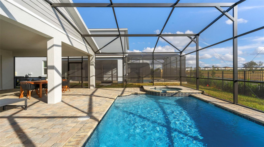 Kissimmee, Florida 34747, 6 Bedroom Bedrooms, ,4 Bathroombathrooms,Residential,For Sale,Driftwood,0,Mfro6447695